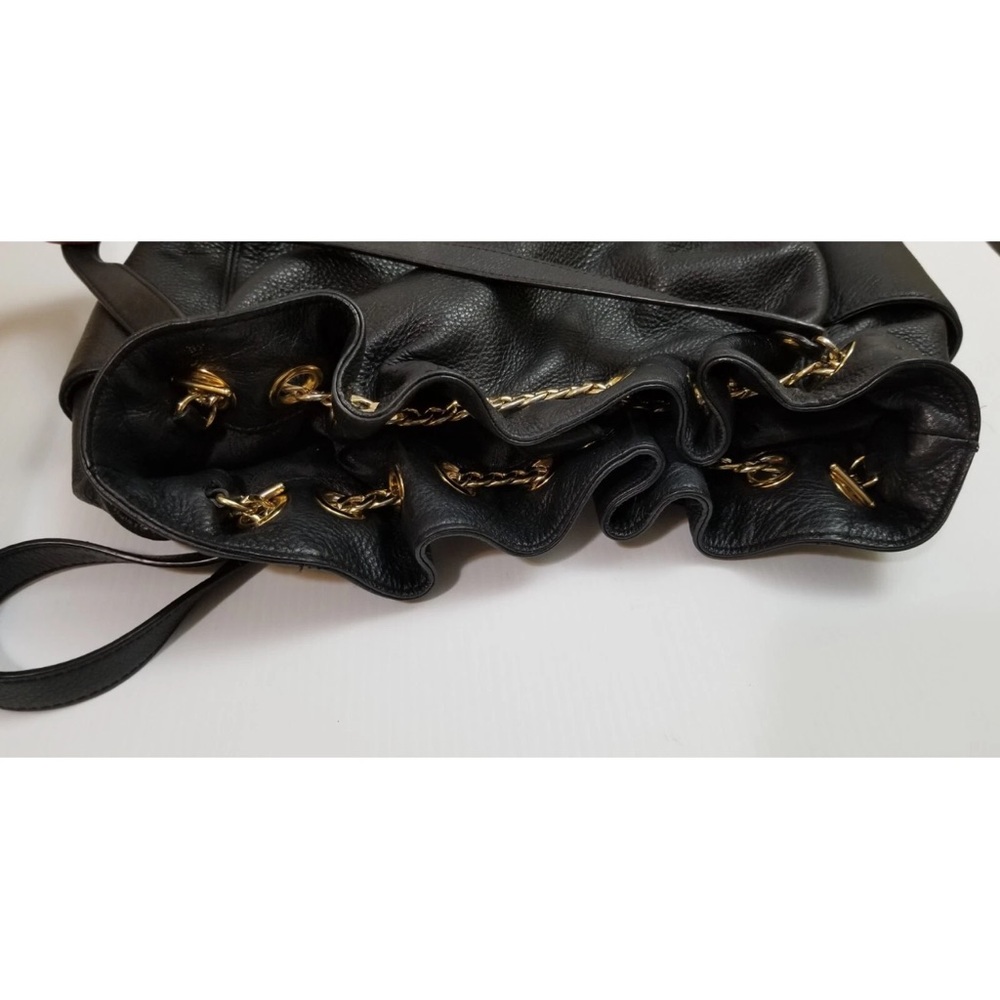 Michael Kors Black and Gold Shoulder Bag with Chain Detail - Picture 7 of 10